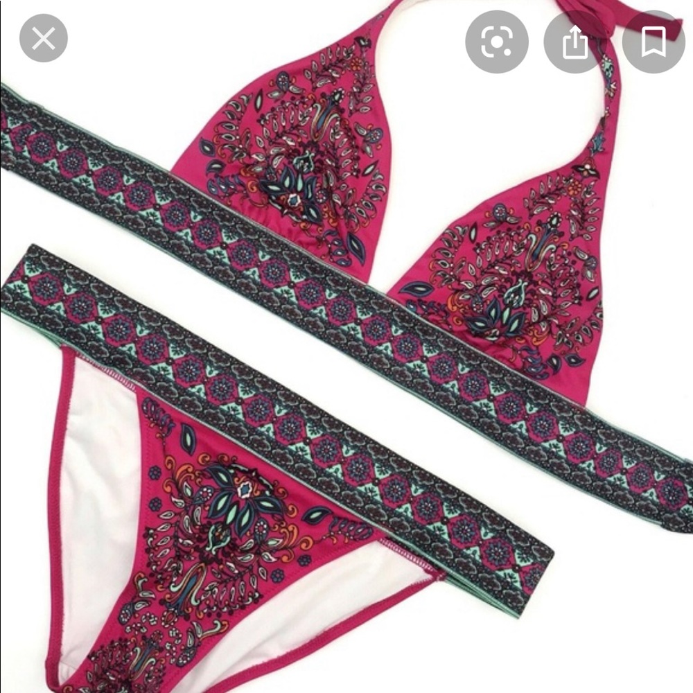 Victoria’s Secret Pink Halter Swim MEDIUM-BOTTOMS